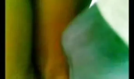 پیچ خورده, فیلم بکن بکن خفن طلسم, استمناء خارج