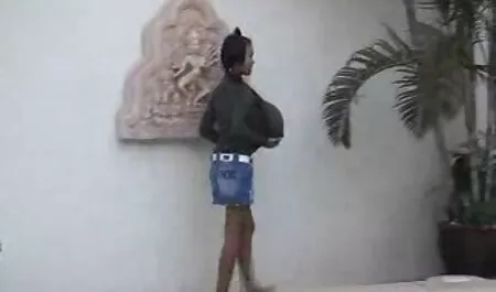 هنگامی که دختران بازی-ورونیکا رودریگز, فیلم بکن بکن خفن جینا دانه