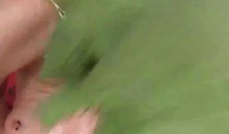 نوک سینه بزرگ, سوپرکس بکن بکن زنده